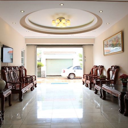 Hoa Phat Hotel & Apartment Thành Pho Ho Chí Minh Esterno foto