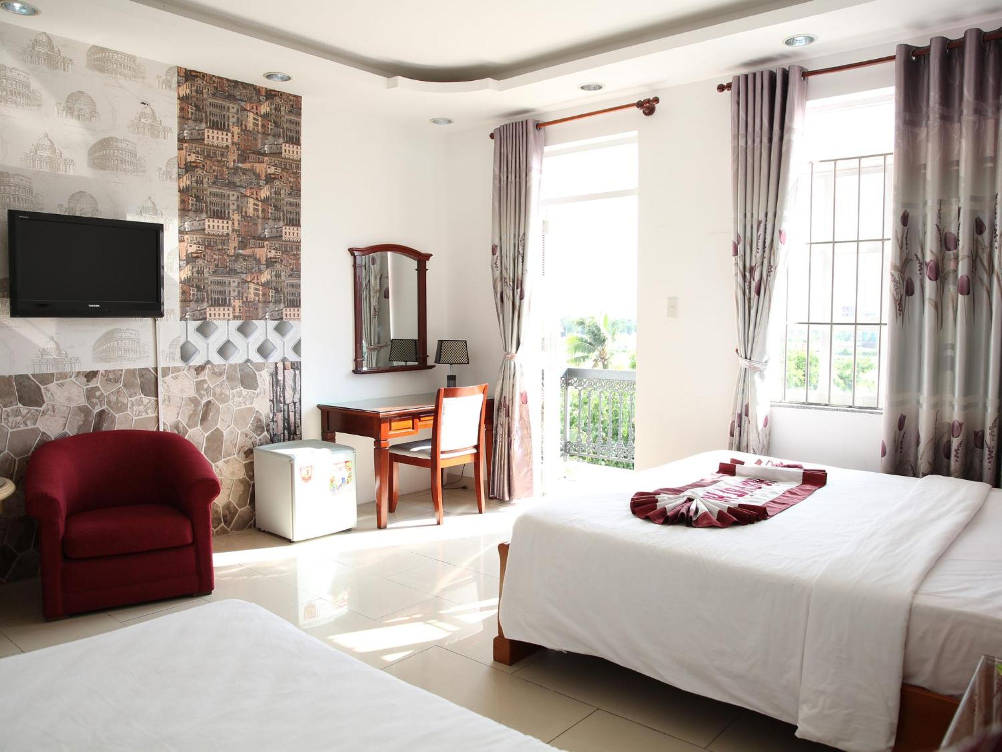 Hoa Phat Hotel & Apartment Thành Pho Ho Chí Minh Esterno foto