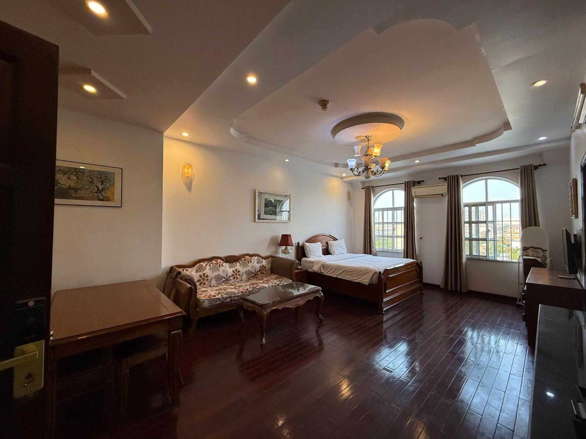 Hoa Phat Hotel & Apartment Thành Pho Ho Chí Minh Esterno foto