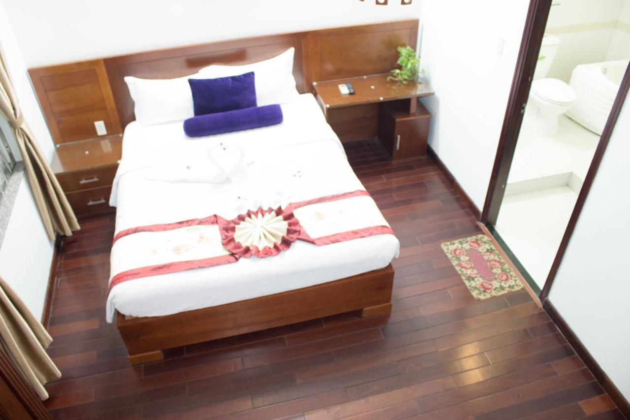 Hoa Phat Hotel & Apartment Thành Pho Ho Chí Minh Esterno foto