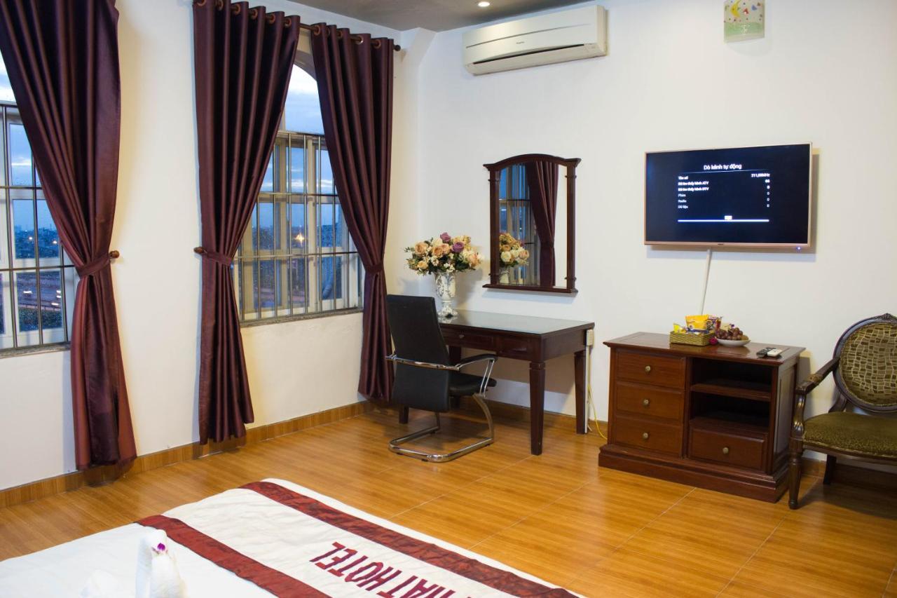 Hoa Phat Hotel & Apartment Thành Pho Ho Chí Minh Esterno foto