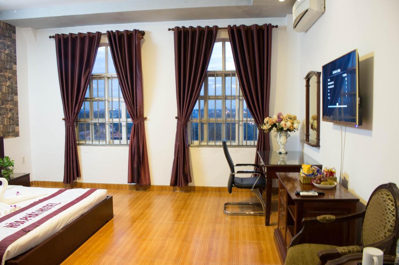 Hoa Phat Hotel & Apartment Thành Pho Ho Chí Minh Esterno foto