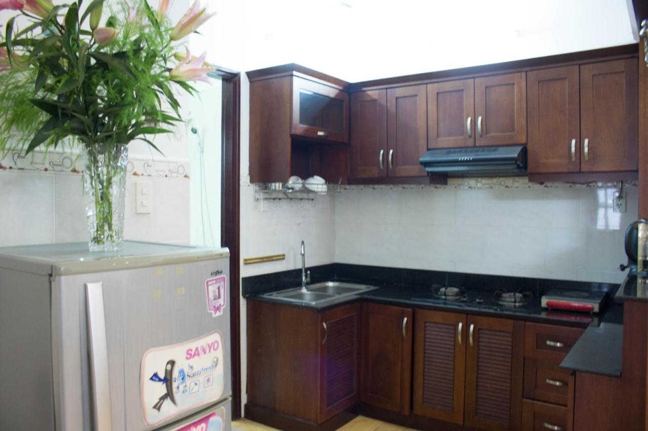 Hoa Phat Hotel & Apartment Thành Pho Ho Chí Minh Esterno foto