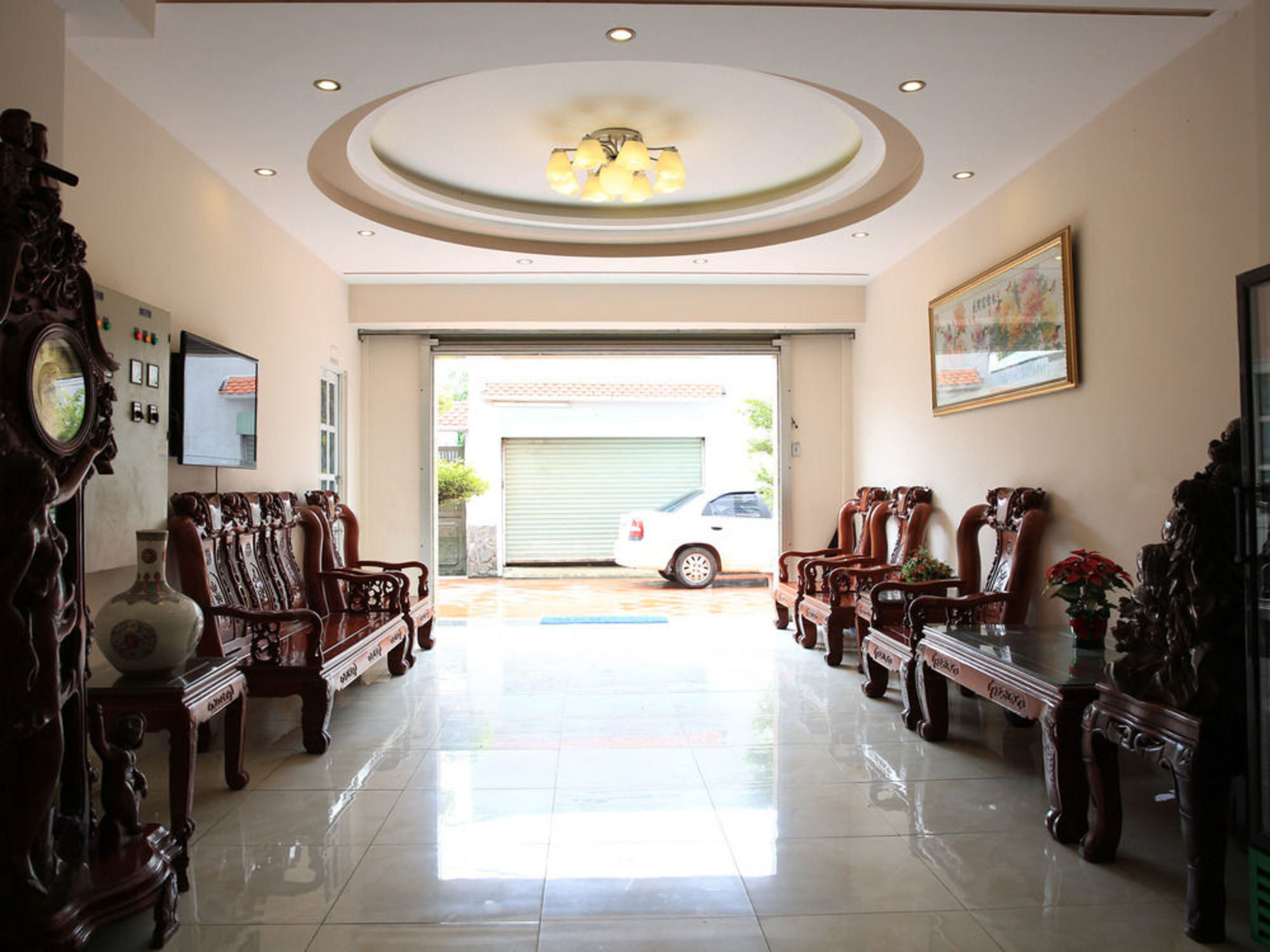 Hoa Phat Hotel & Apartment Thành Pho Ho Chí Minh Esterno foto
