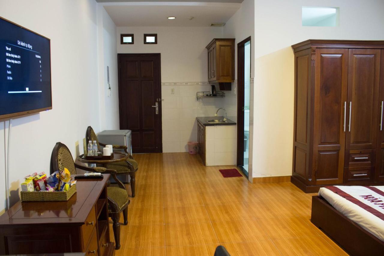 Hoa Phat Hotel & Apartment Thành Pho Ho Chí Minh Esterno foto