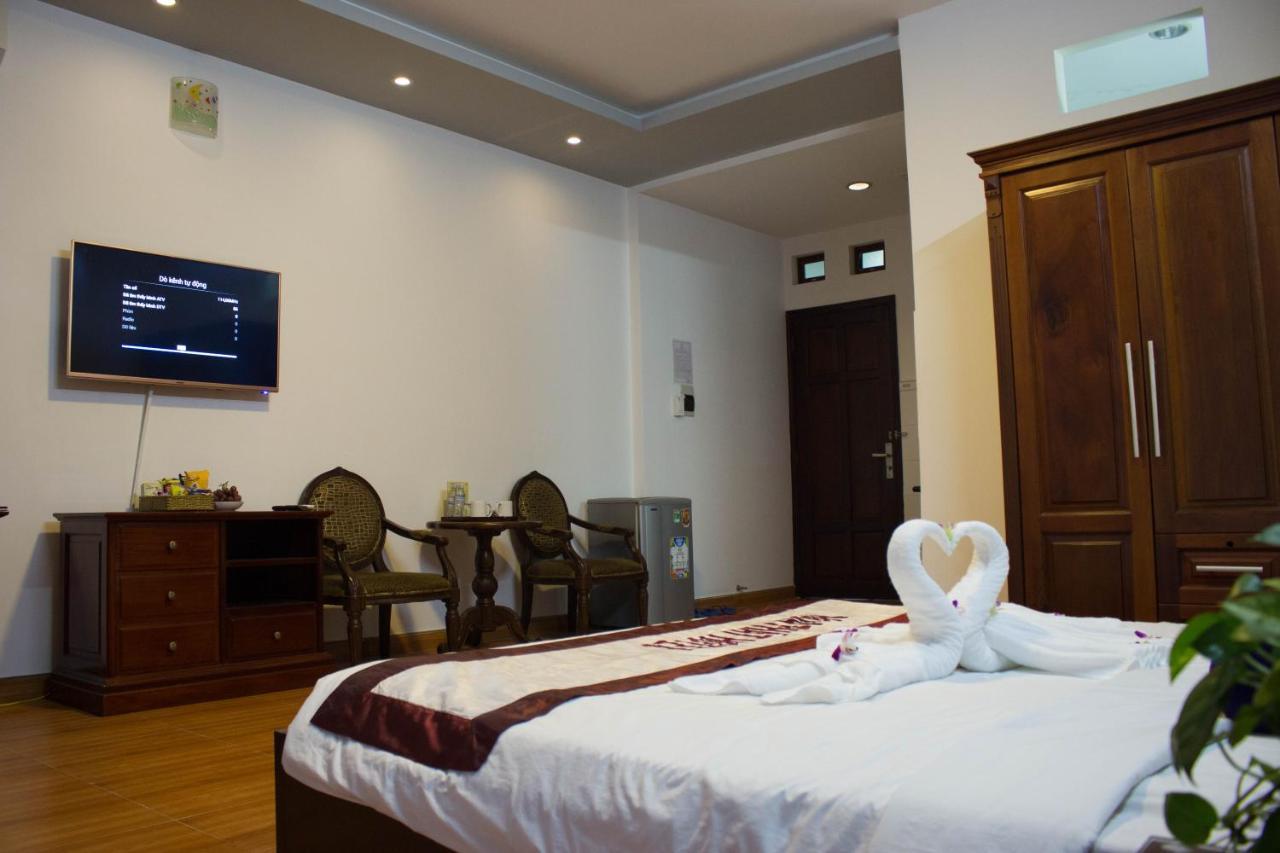 Hoa Phat Hotel & Apartment Thành Pho Ho Chí Minh Esterno foto