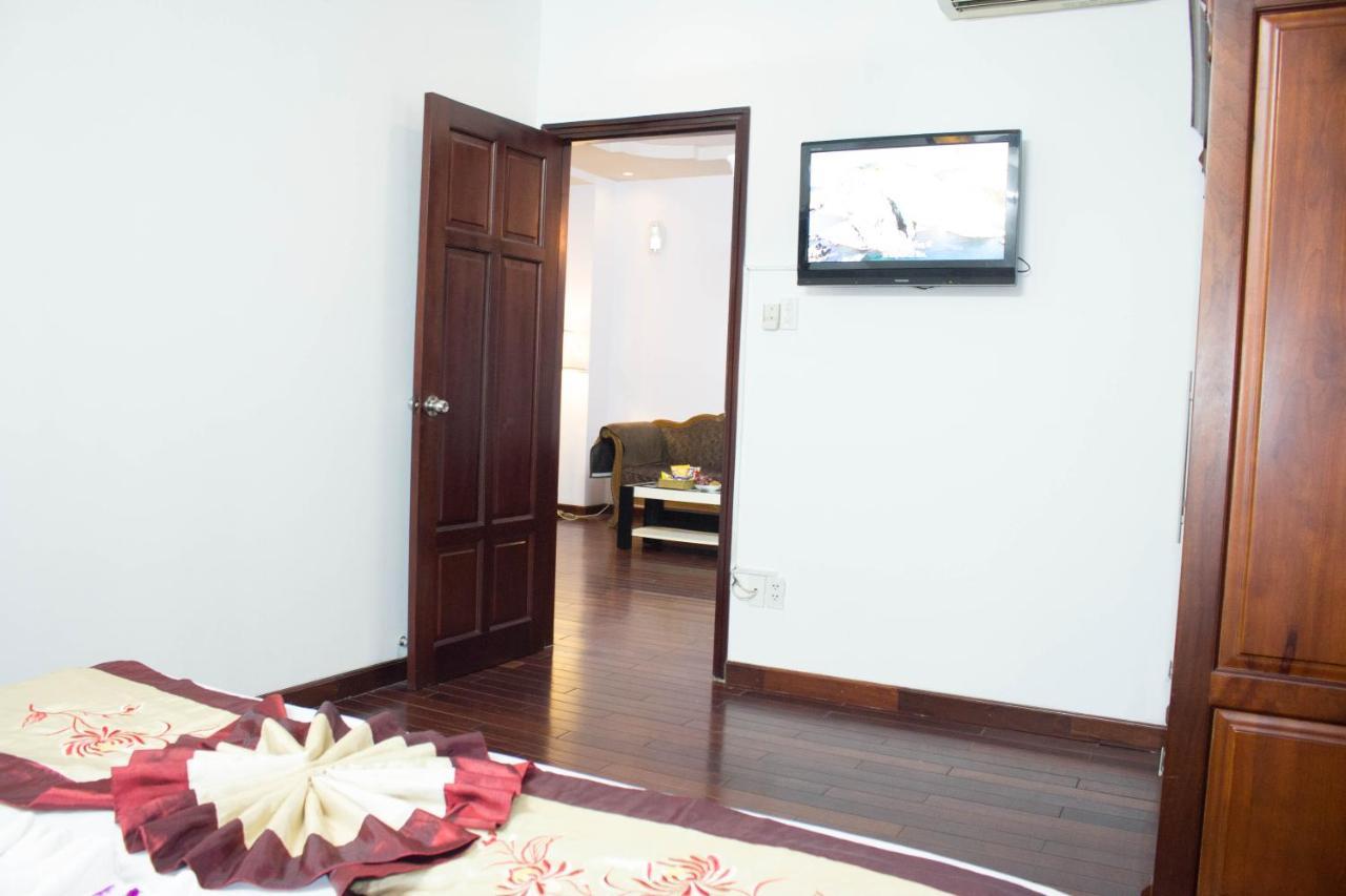Hoa Phat Hotel & Apartment Thành Pho Ho Chí Minh Esterno foto